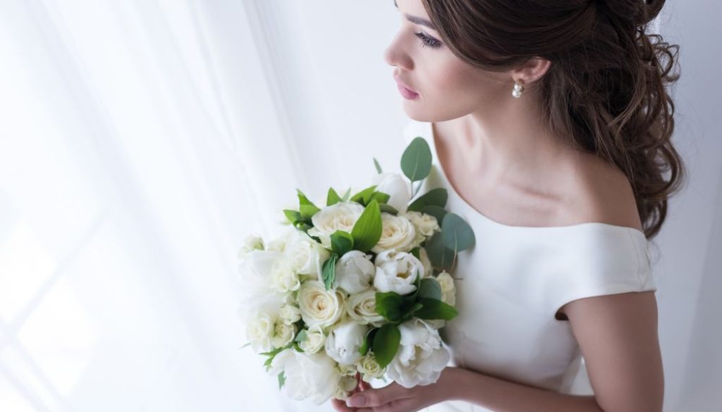 Best Beauty Treatments For Brides! Blog Feature Image - Ashbury Cosmetics on Brisbane & the Gold Coast